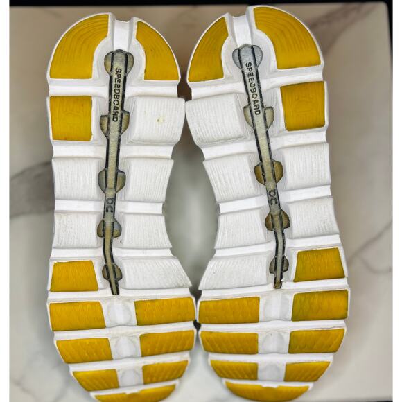 On Cloud Cloudswift Size Men 10 or Women 11.5 in Great Condition! - Picture 5 of 6